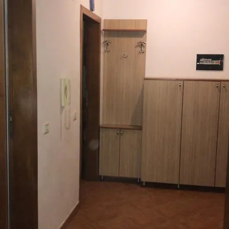 Enia Modern Comfort One-bedroom Family In Orikum