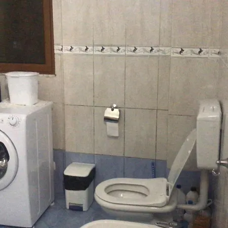 Enias Apartment *